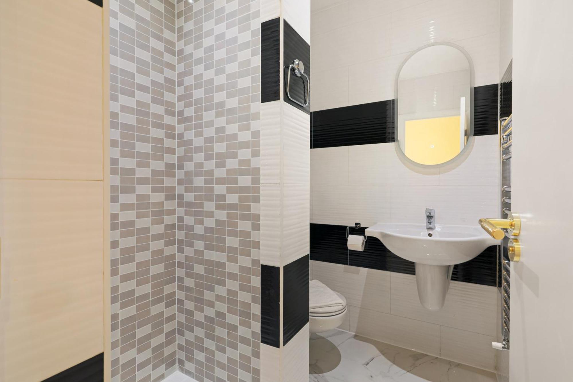 London Star Hotel Ngoại thất bức ảnh